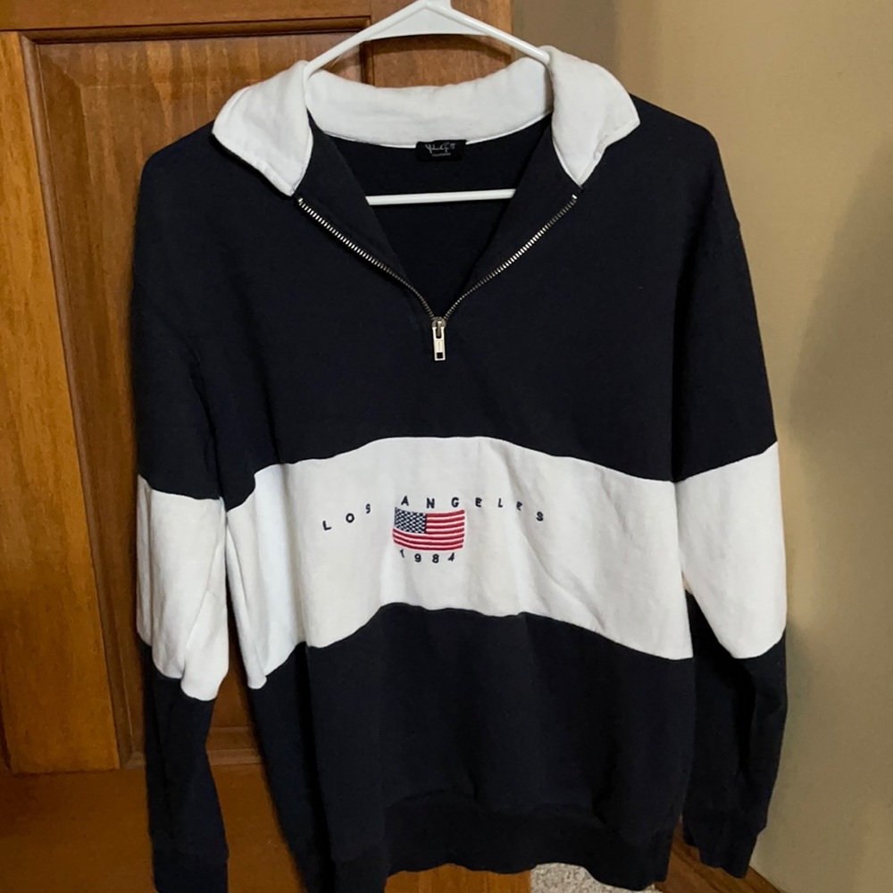 Brandy Melville John Galt Los Angeles Quarter Zip